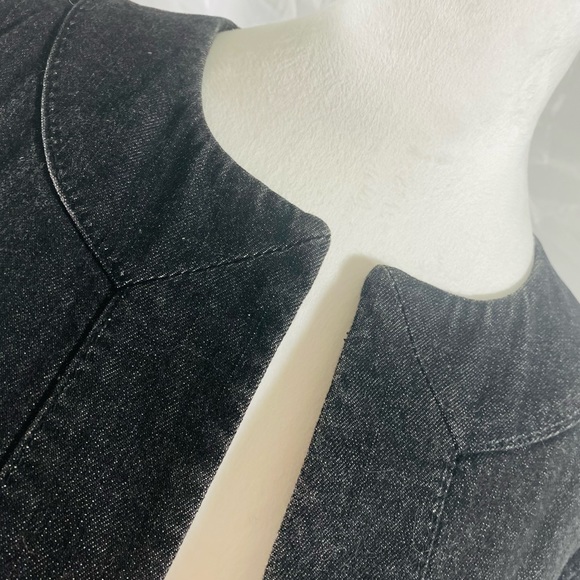 Ann Taylor LOFT Cropped Open Front Denim Jacket Black Fitted Detailed Size 8 EUC - Picture 3 of 12